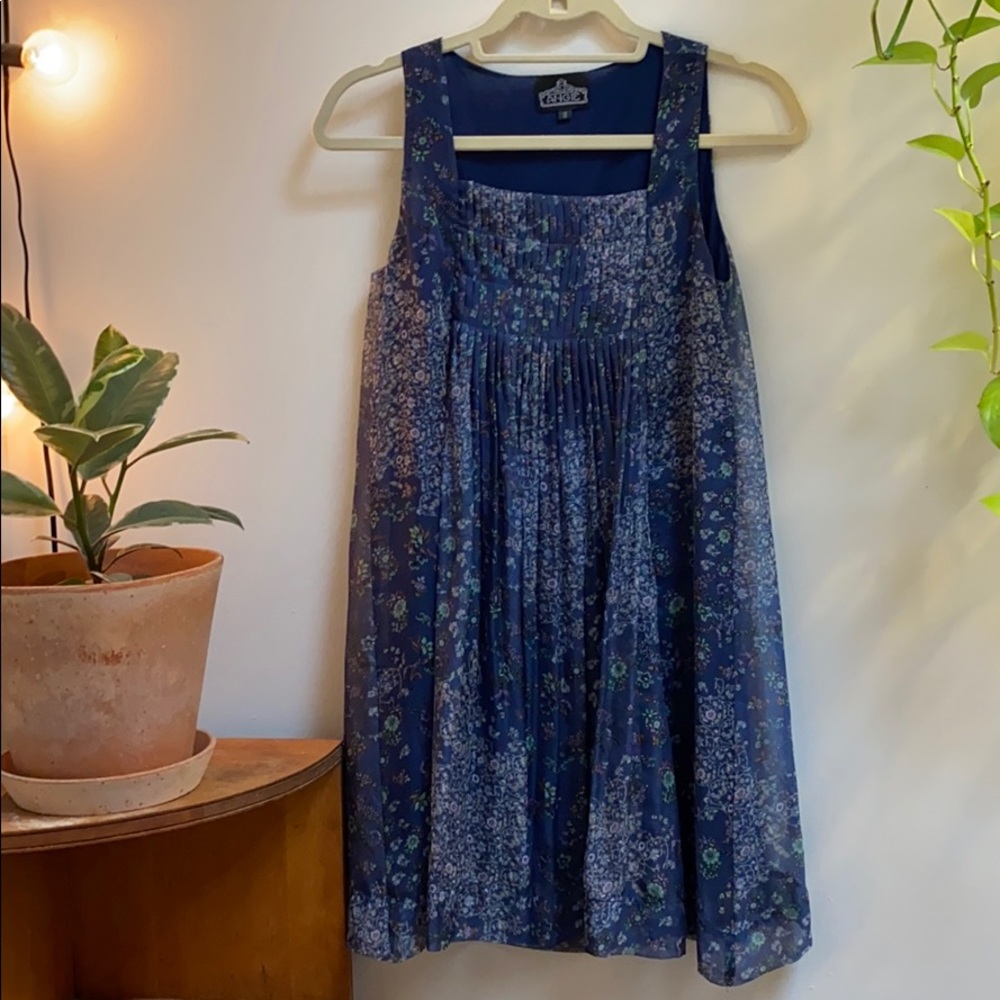 Blue floral shift dress